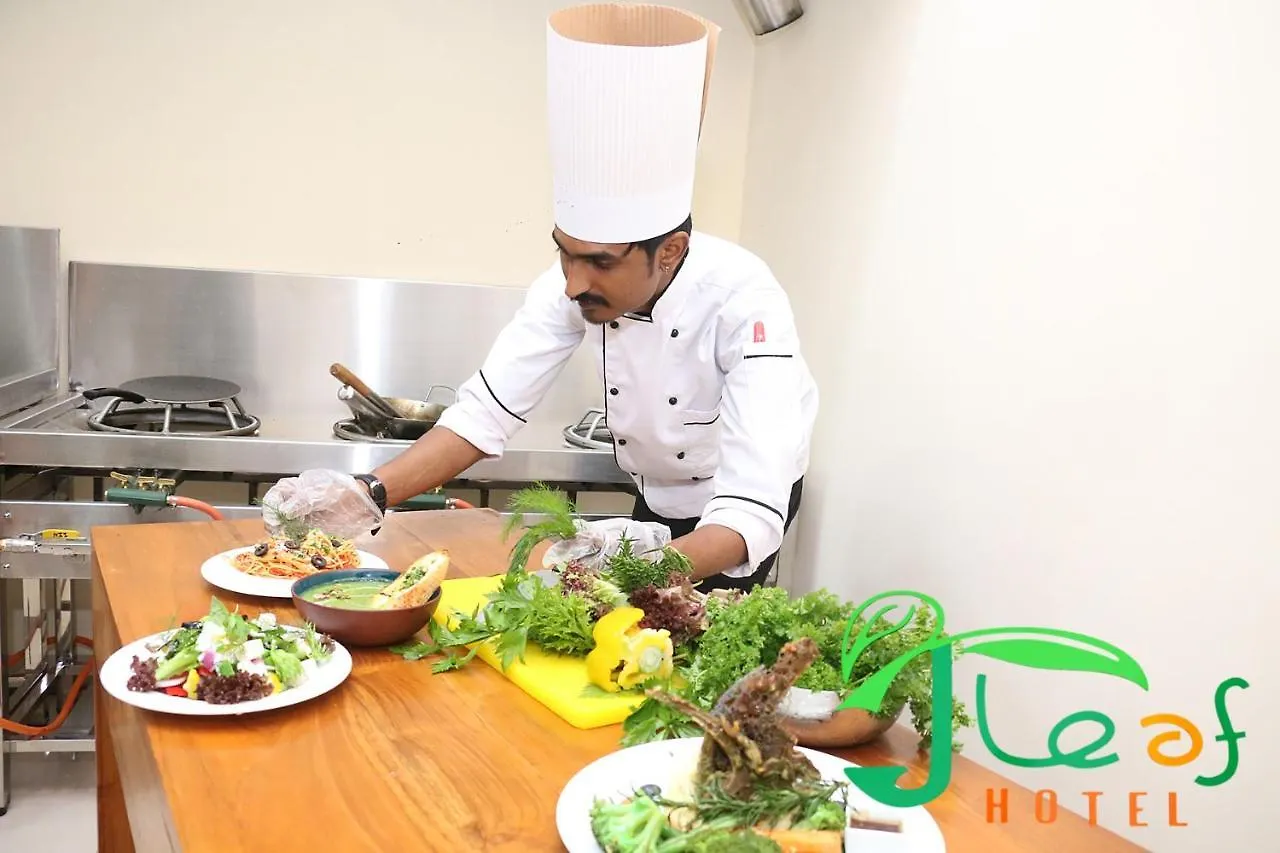 J Leaf Hotel Negombo