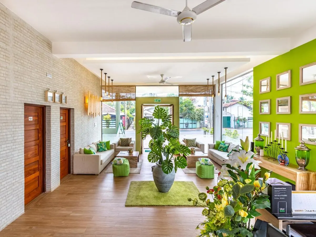 J Leaf Hotel Negombo