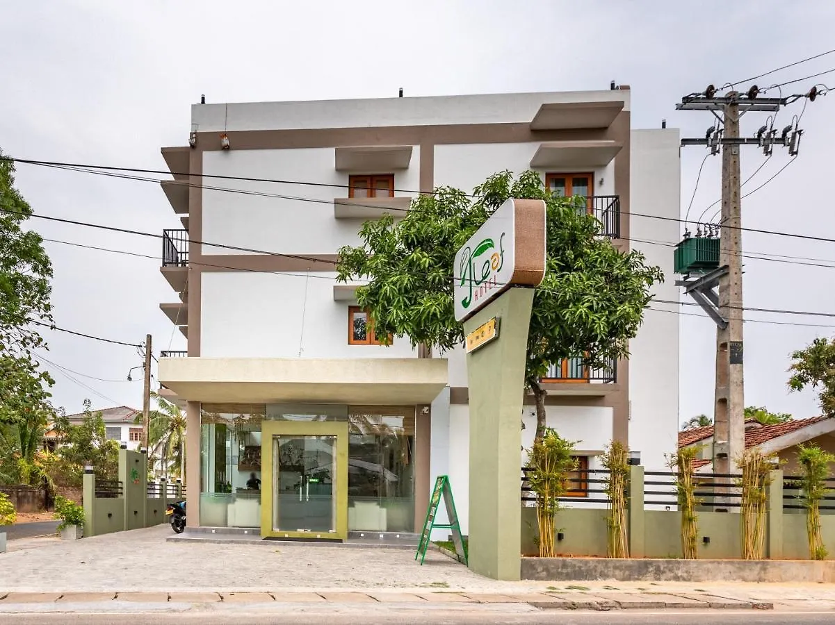 J Leaf Hotel Negombo